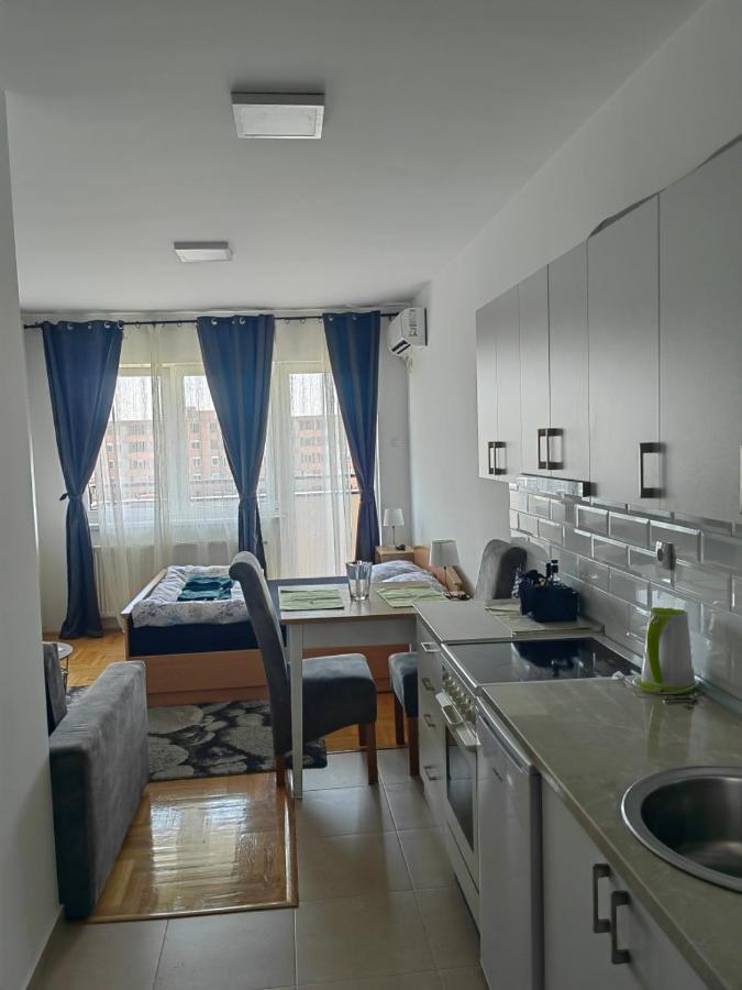Road Warriors Apartment Subotica Exteriér fotografie