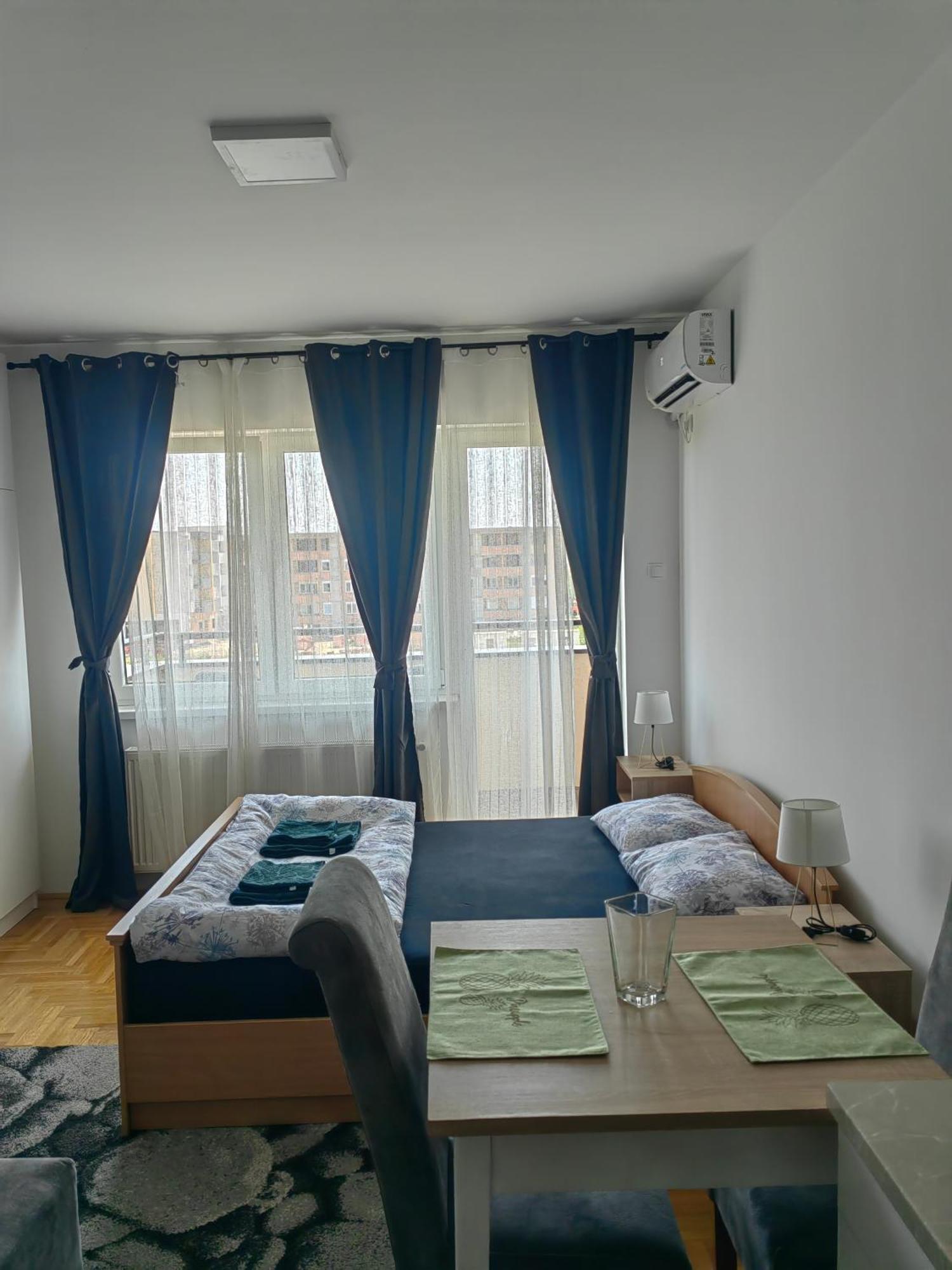 Road Warriors Apartment Subotica Exteriér fotografie